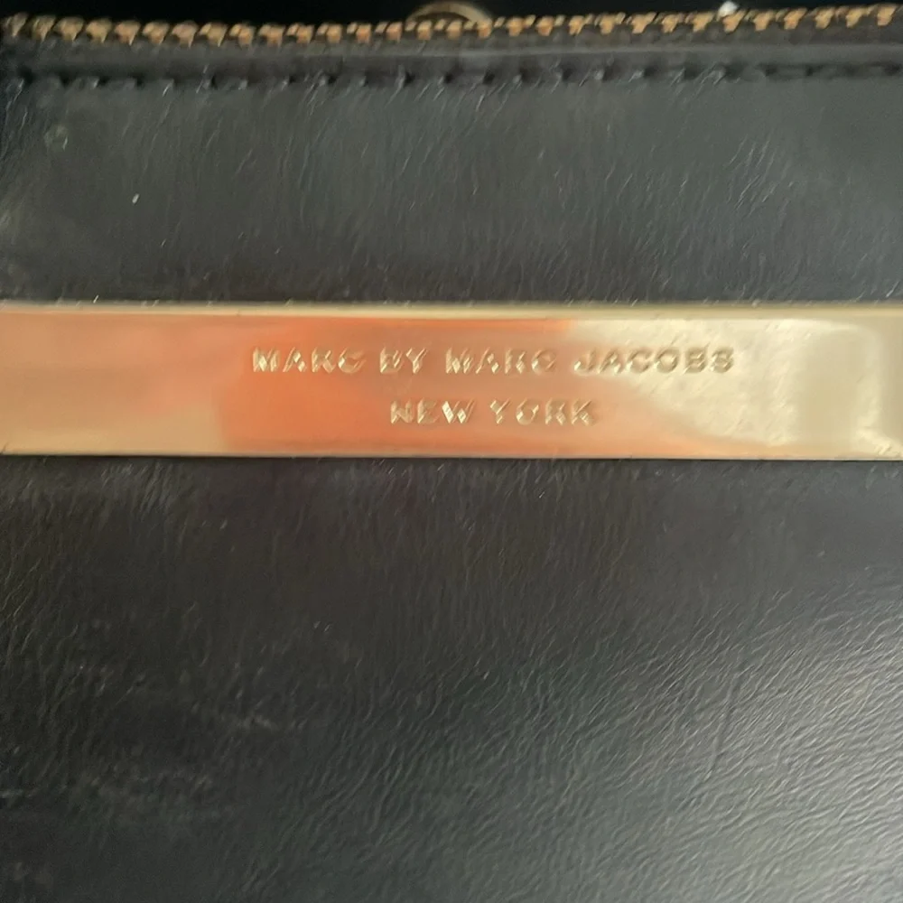 Marc by Marc Jacobs Handbag - Picture 2 of 11